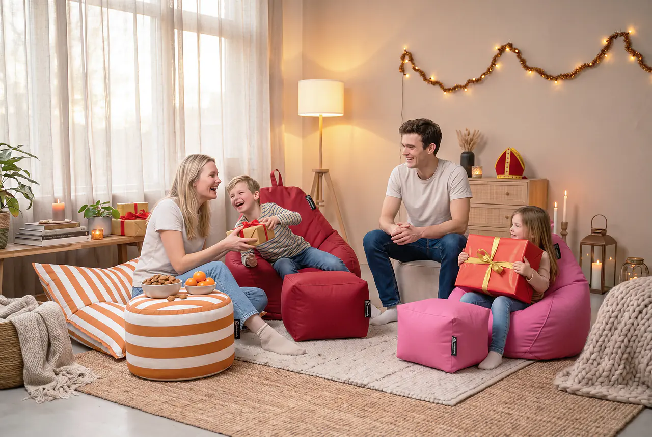 Gezin viert Sinterklaas in een knusse woonkamer met rode en roze zitzakken, poefs en cadeaus